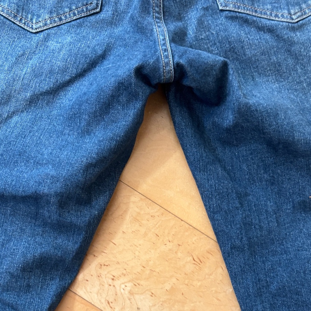 GAP Distressed Vintage Slim 29s Jeans in Deep Blue - Picture 9 of 11